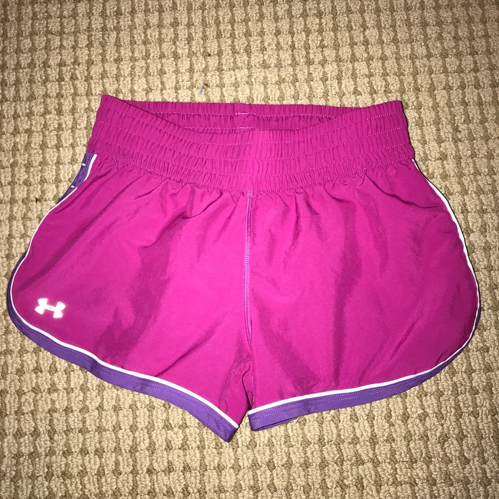 Underarmour shorts. Xs. Wonderful condition!!